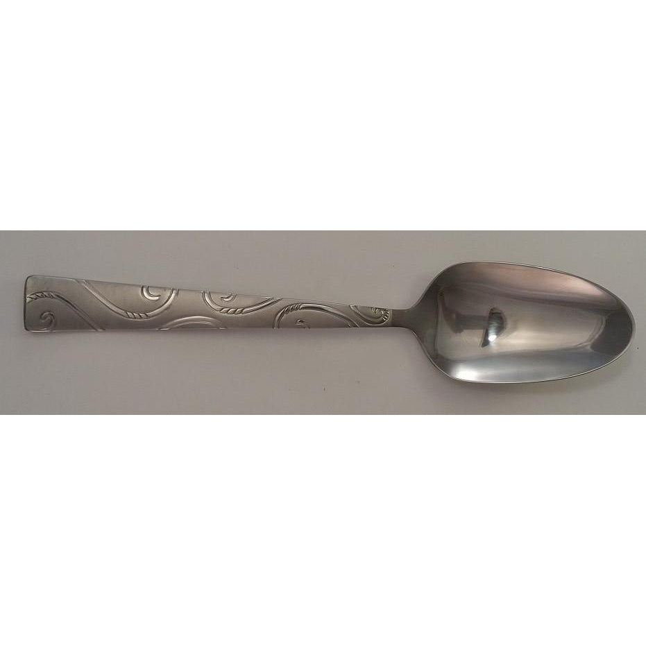 Oneida Twist Serving Spoon | Extra 30% Off Code FF30 | Finest Flatware